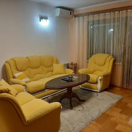 Stan Na Dan Ilicka Apartment *